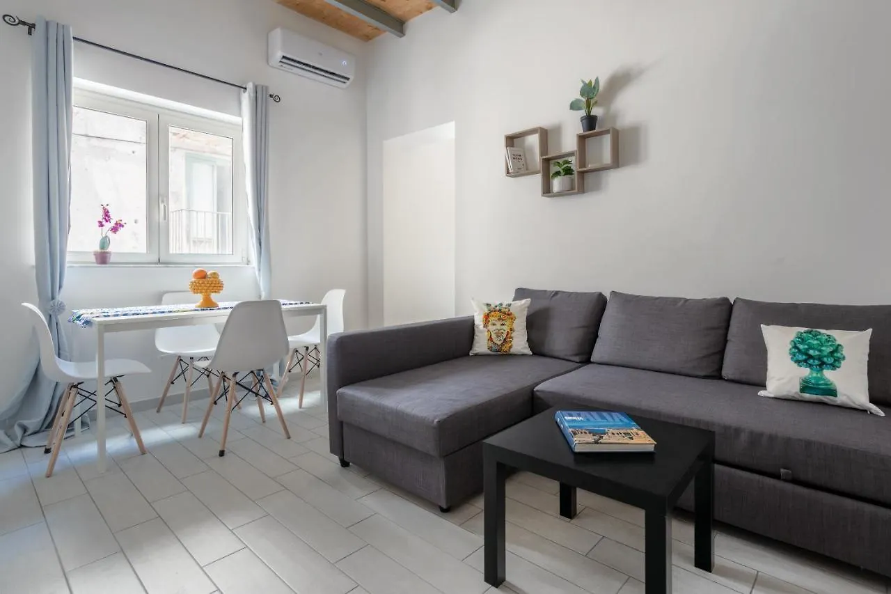 Casa Dei Quattro Canti B&B Παλέρμο